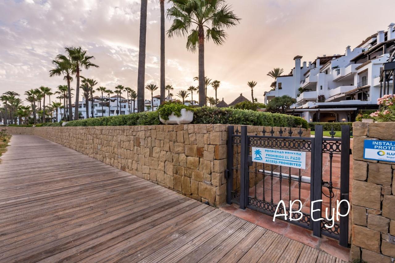 אסטפונה Alcazaba Beach Apartment מראה חיצוני תמונה