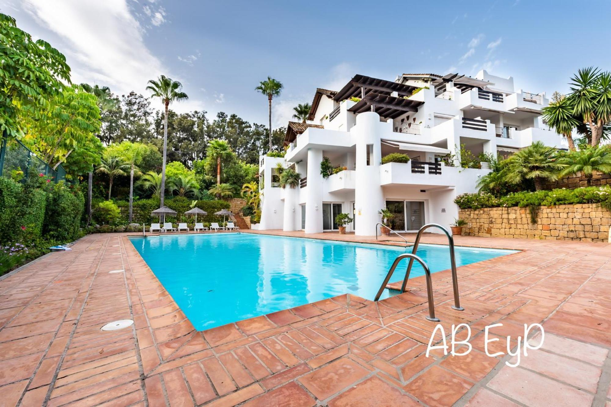 אסטפונה Alcazaba Beach Apartment מראה חיצוני תמונה