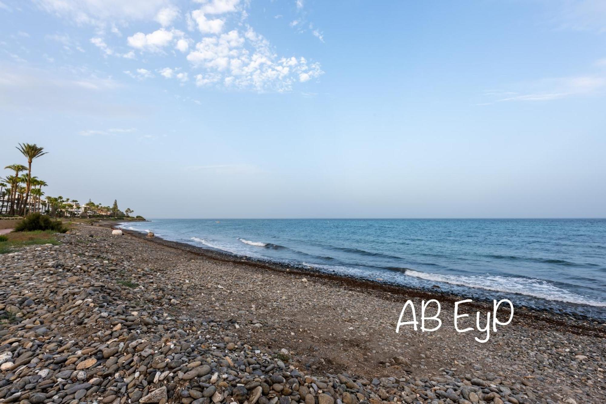 אסטפונה Alcazaba Beach Apartment מראה חיצוני תמונה