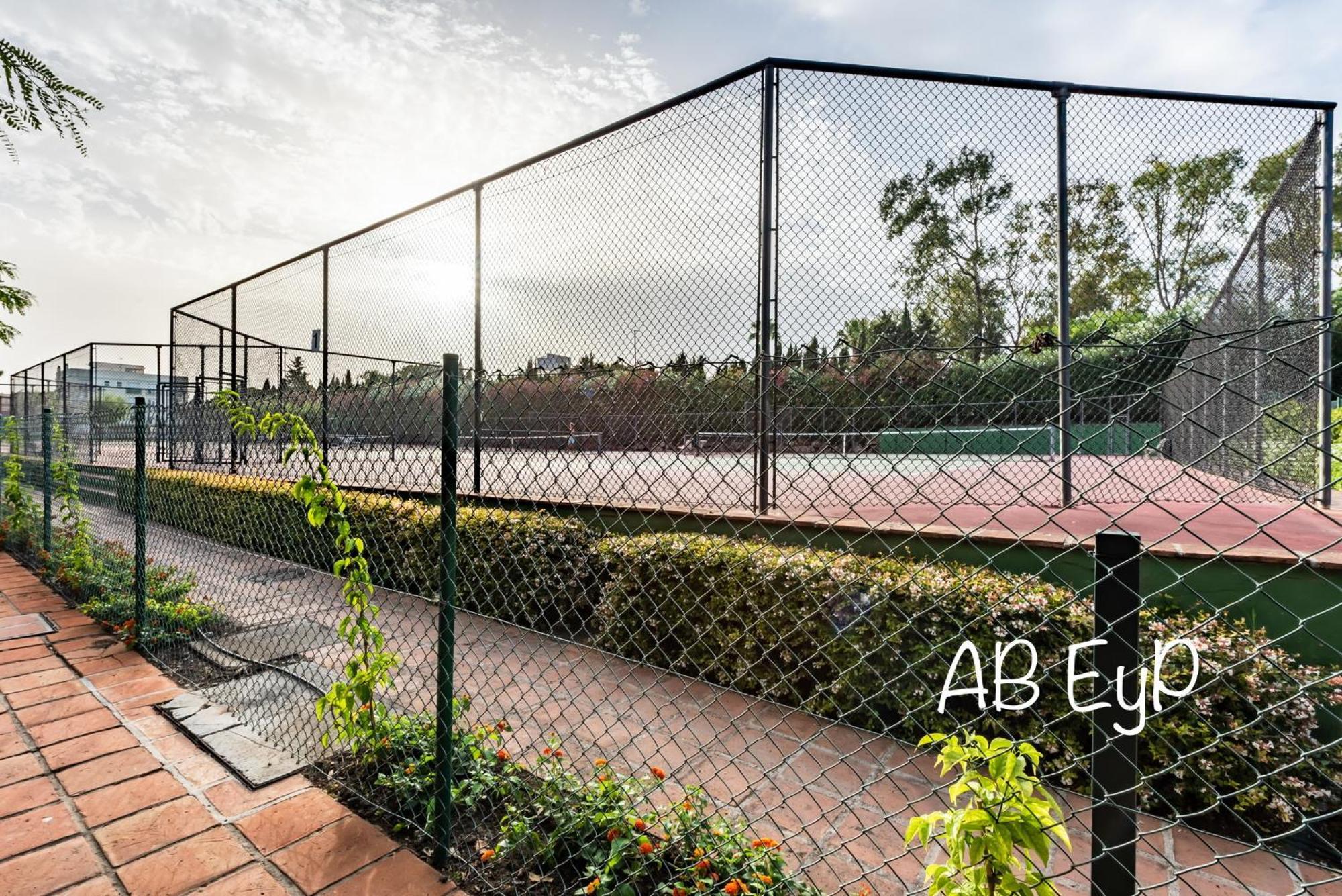 אסטפונה Alcazaba Beach Apartment מראה חיצוני תמונה