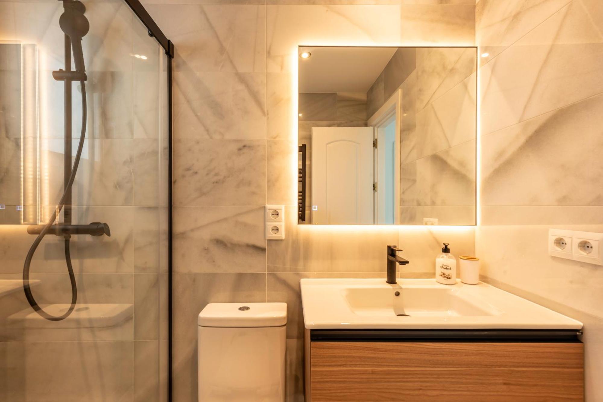 אסטפונה Alcazaba Beach Apartment מראה חיצוני תמונה